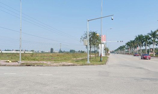 Một phần đất để thực hiện Dự án Thành phố giáo dục quốc tế Hà Tĩnh nằm bên đường Xô Viết Nghệ Tĩnh thuộc phường Nguyễn Du. Ảnh: Trần Tuấn.