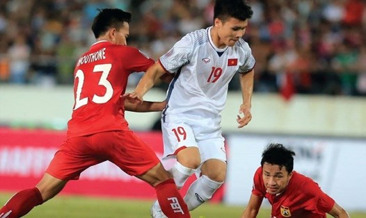 Tuyển Việt Nam có cuộc đọ sức với tuyển Lào trong ngày ra quân AFF Cup 2020. Ảnh: VFF