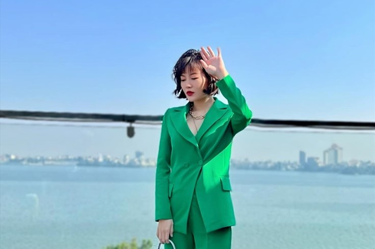 Thanh Hương "Mùa hoa tìm lại" tung loạt ảnh, hé lộ tạo hình trong phim mới Thanh Hương "Mùa hoa tìm lại" tung loạt ảnh, hé lộ tạo hình trong phim mới