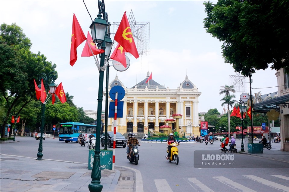 Một dân tộc mạnh phải là dân tộc đoàn kết, hành động mạnh mẽ. Ảnh: Ngọc Trang