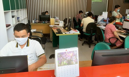 Nhiều doanh nghiệp ở Đà Nẵng duy trì mức thưởng Tết từ 1 đến 1,5 tháng lương như năm ngoái. Ảnh: Tường Minh