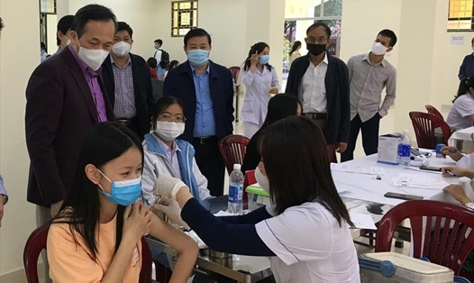 Thanh Hoá đẩy mạnh tiêm vaccine cho công nhân lao động. Ảnh: CDC