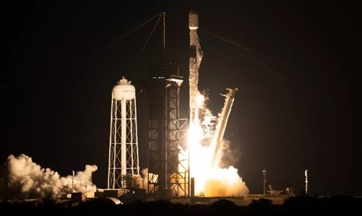 Một tên lửa Falcon 9 của SpaceX phóng IXPE vào không gian. Ảnh: SpaceX/NASA/Space.com