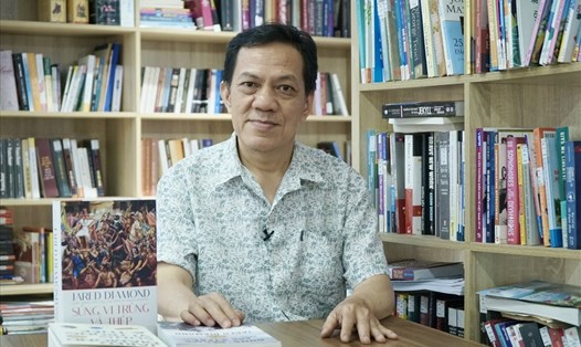 Dịch giả Trần Tiễn Cao Đăng. Ảnh: NVCC
