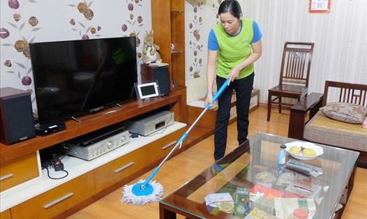 Sôi động dịch vụ dọn dẹp nhà cửa ngày Tết. Ảnh JupViec.vn cung cấp.