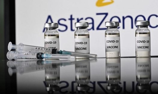 AstraZeneca giảm nguồn cung vaccine COVID-19 cho EU. Ảnh: AFP