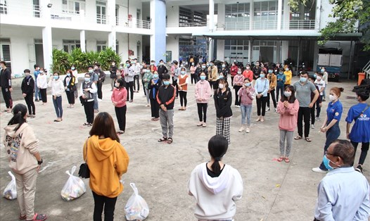 Hơn 2.000 sinh viên Đại học Thủ Dầu Một ở lại Bình Dương ăn Tết. Ảnh: Đình Trọng