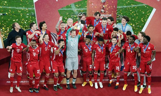 Lần thứ sáu ở mùa giải 2020 Manuel Neuer và các đồng đội ở Bayern Munich ăn mừng cúp vô địch. Ảnh: FIFA