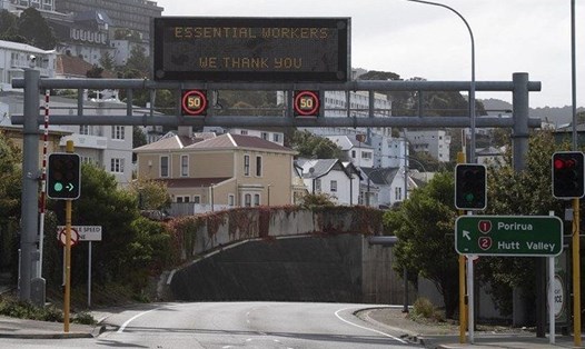 Thành phố Auckland ở New Zealand tái phong tỏa trong 3 ngày từ 15.2-17.2 để ngăn chặn lây lan COVID-19. Ảnh: AFP