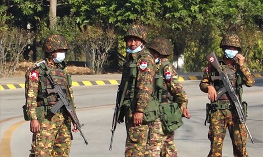Quân đội Myanmar ở thủ đô Naypyidaw. Ảnh: AFP