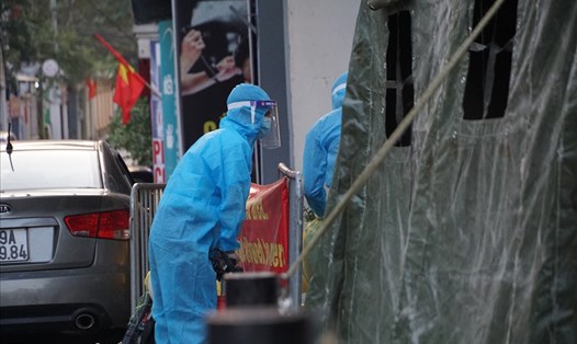 Người đàn ông Nhật tử vong ở khách sạn Somerset Westpoint dương tính SARS-CoV-2. Ảnh: Phạm Đông