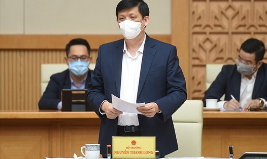 Bộ trưởng Bộ Y tế Nguyễn Thanh Long phát biểu tại cuộc họp.  Ảnh: VGP/Quang Hiếu