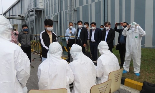 Hơn 7.400 mẫu xét nghiệm của công nhân khu công nghiệp tại Cẩm Giàng âm tính SARS -CoV-2.Ảnh Cổng TTDT Hải Dương