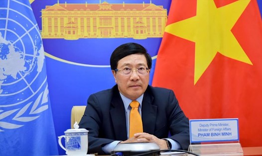 Phó Thủ tướng Bộ trưởng Ngoại giao Phạm Bình Minh dự phiên thảo luận về bảo đảm tiếp cận vaccine COVID-19. Ảnh: BNG