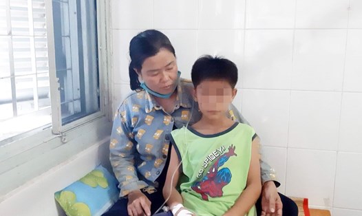 Cháu Nguyễn Thanh Nam hiện đang nằm tại Bệnh viện Ung bướu 
TPHCM. 
Ảnh: GĐCC