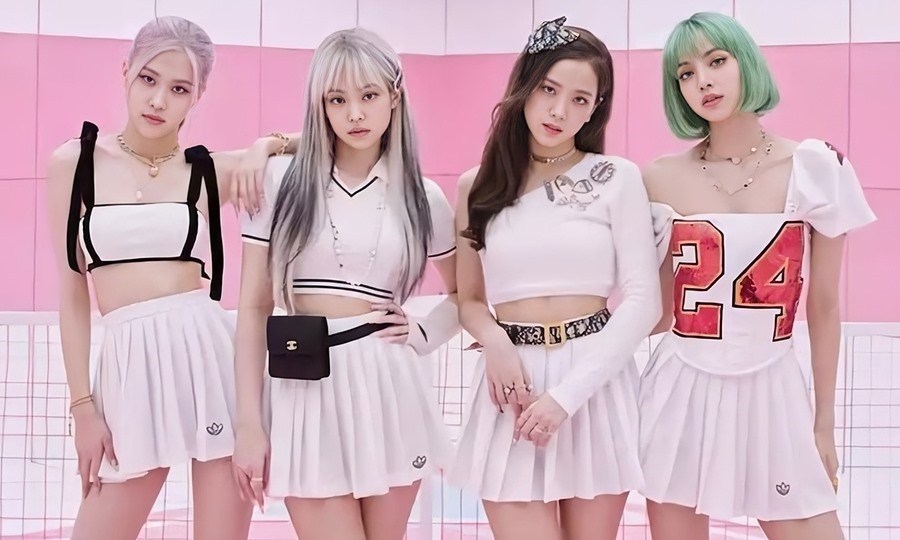 Blackpink có lượng fan hâm mộ hùng hậu thế nào trên mạng xã hội?