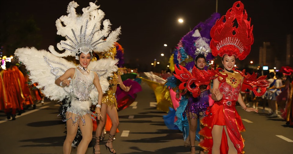 Đà Nẵng tiếp tục dừng lễ hội sau Tết, hạn chế liên hoan tân niên