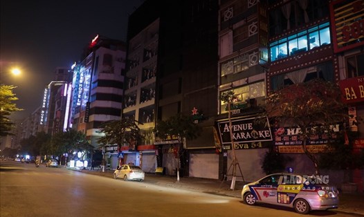 Các quán karaoke, bar trên địa bàn thành phố Hà Nội đã tạm đóng cửa. Ảnh LDO
