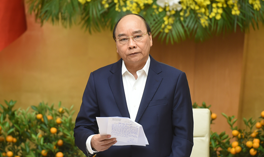 Thủ tướng Chính phủ Nguyễn Xuân Phúc phát biểu tại cuộc họp. Ảnh VGP/ Quang Hiếu