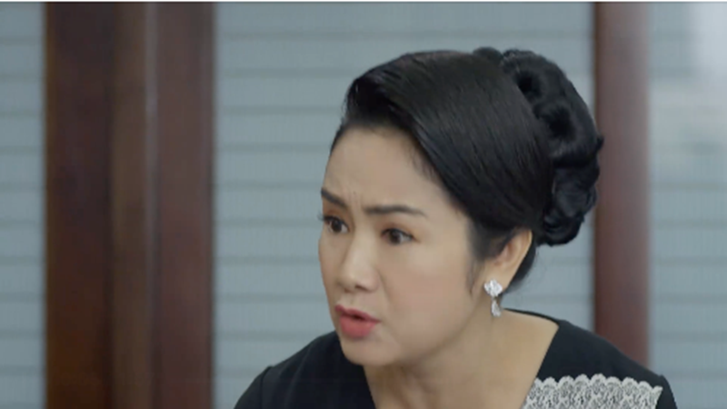 Hướng dương ngược nắng tập 31: Bà Bạch Cúc tiếp tục làm khó Minh