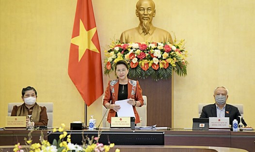 Chủ tịch Quốc hội Nguyễn Thị Kim Ngân phát biểu khai mạc phiên họp 53 của Uỷ ban Thường vụ Quốc hội. Ảnh Minh Hùng