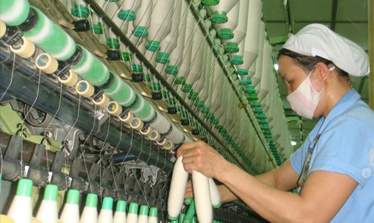 Các doanh nghiệp trong Tập đoàn Dệt may Việt Nam khu vực phía Nam đều có lì xì cho người lao động trong ngày đi làm trở lại đầu tiên sau Tết. Ảnh: Nam Dương