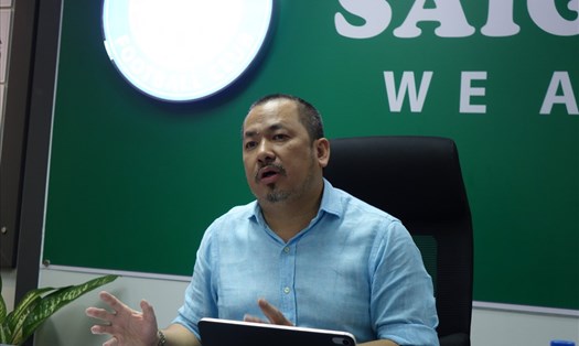Ông Trần Hòa Bình đã có những thay đổi mạnh mẽ cho đội Sài Gòn ở mùa bóng 2021. Ảnh: Nguyễn Đăng