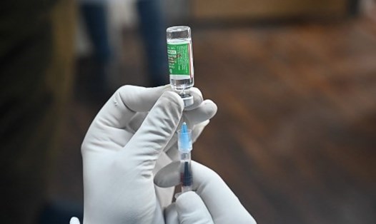 COVAX sẽ phân bổ hơn 330 triệu liều vaccine COVID-19 trong nửa đầu năm 2021. Ảnh: AFP