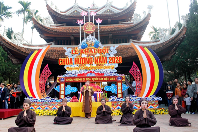 Không tổ chức Lễ khai hội chùa Hương năm 2021