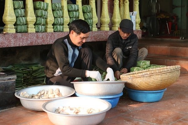 Làng Thủy Đường (Thủy Nguyên, Hải Phòng) là một trong những làng nghề bánh chưng truyền thống có tiếng cả nước. Ảnh HN