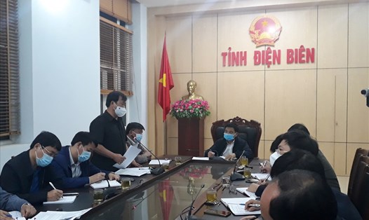 Toàn cảnh buổi họp của tỉnh Điện Biên để triển khai các biện pháp phòng dịch. Ảnh: Dienbientv.vn