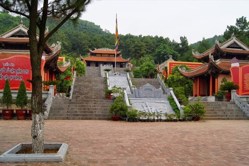 Văn khấn Thành Hoàng năm 2021 dễ nhớ