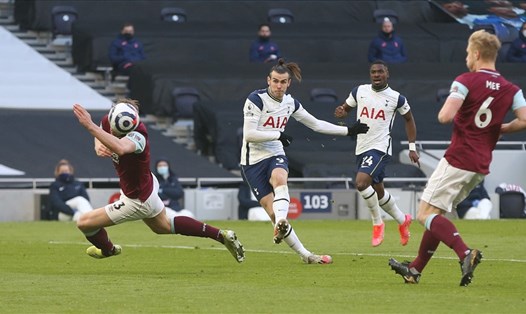 Khi Gareth Bale ghi bàn đều đặn thì không chỉ Tottenham và các cổ động viên vui mừng. Ảnh: Premier League