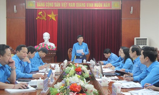 Toàn cảnh cuộc họp của Ban Thường vụ LĐLĐ tỉnh Nghệ An. Ảnh: T.T