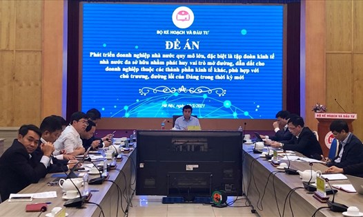 Bộ trưởng Bộ Kế hoạch và Đầu tư Nguyễn Chí Dũng chủ trì cuộc họp. Ảnh: VGP
