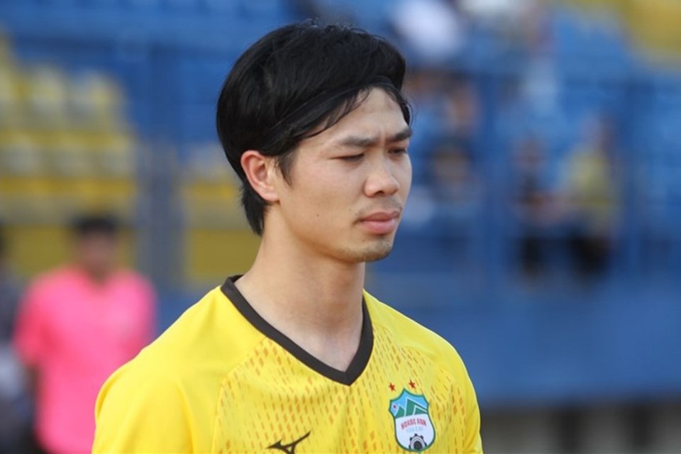 Công Phượng ghi bàn giúp Hoàng Anh Gia Lai đánh bại Công An Nhân Dân. Ảnh: Thanh Vũ Công Phượng ghi bàn giúp Hoàng Anh Gia Lai đánh bại Công An Nhân Dân. Ảnh: Thanh Vũ
