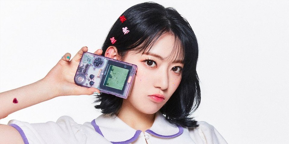Khán giả kỳ vọng Miyawaki Sakura (IZ*ONE) sẽ về chung nhà với BTS. Ảnh: Instagram. Khán giả kỳ vọng Miyawaki Sakura (IZ*ONE) sẽ về chung nhà với BTS. Ảnh: Instagram.