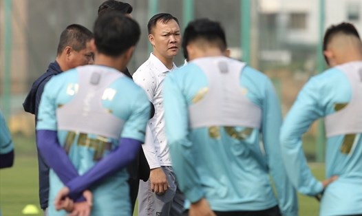Dương Hồng Sơn được bổ nhiệm vào ban huấn luyện CLB Hà Nội. Ảnh: Thanh Xuân