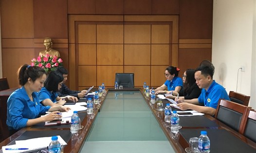 Công đoàn Khu Kinh tế Đông Nam Nghệ An họp triển khai các hoạt động Tháng Công nhân năm 2021. Ảnh: PV
