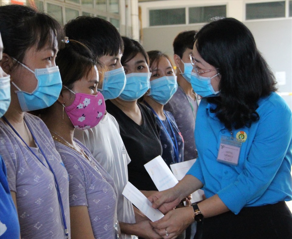 Tháng công nhân ở Bình Dương hướng tới kết quả góp phần đảm bảo việc làm, thu nhập cho người lao động và phát triển cơ quan, doanh nghiệp. Ảnh Đình Trọng