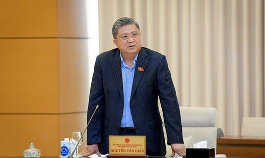 Chủ nhiệm Ủy ban Đối ngoại Nguyễn Văn Giàu phát biểu tại phiên họp. Ảnh: quochoi