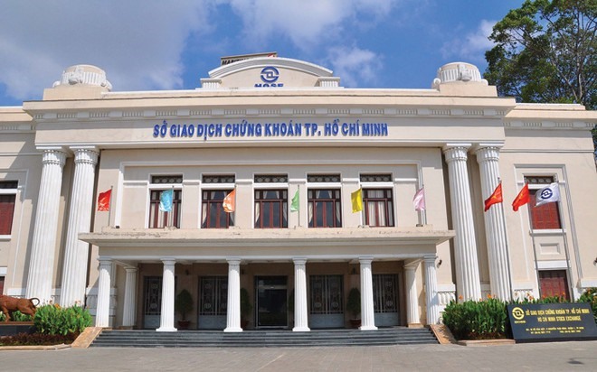 Nhiều cổ phiếu bắt đầu rục rịch rời sàn HOSE. Ảnh: Gia Miêu