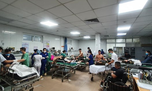 Bệnh viện đa khoa 115 tích cực cứu chữa nạn nhân vụ tai nạn giao thông  nghiêm trọng. Ảnh: Nguyệt Anh