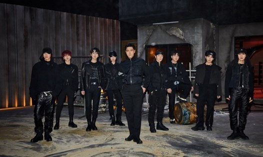 Super Junior comeback với album thứ 10 “The renaissance”. Ảnh: Soompi
