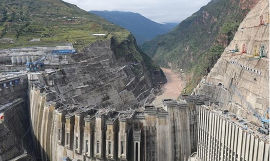 Đập Bạch Hạc Than là đập thủy điện lớn thứ 2 ở Trung Quốc, sau đập Tam Hiệp. Ảnh: Tân Hoa Xã