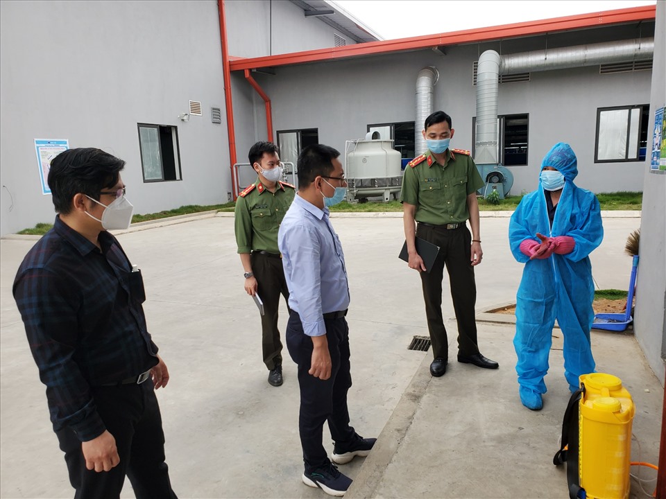 Hải Dương: Công nhân Công ty Poyun Việt Nam đi làm trở lại từ sáng 18.3