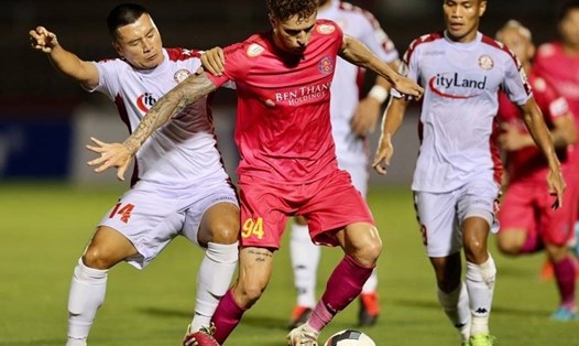 TPHCM vs Sài Gòn so tài tại vòng 4 V.League 2021. Ảnh Anh Duy.