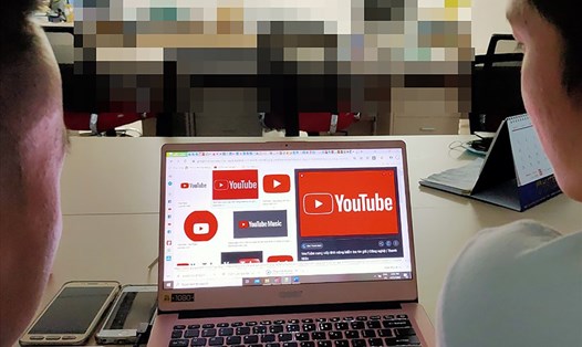 YouTuber Việt sẽ bị Google khấu trừ mức thuế nhà thầu ở mức rất cao từ tháng 6.2021. Ảnh minh họa: Thế Lâm