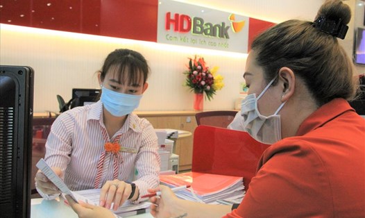 HDBank luôn tuân thủ và hỗ trợ khách hàng trong các công tác phòng chống dịch. Ảnh: HDBank