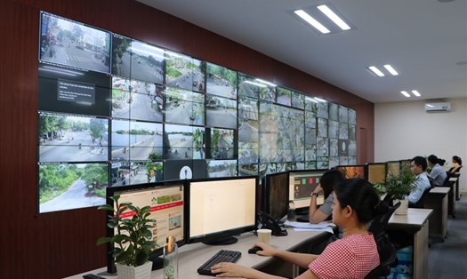 Trung tâm giám sát, điều hành đô thị thông minh tỉnh Thừa Thiên - Huế. Ảnh: P. Đạt
